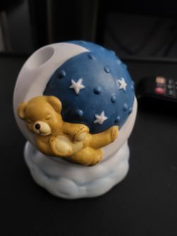 Teddy Bear On A Cresent Moon Night Light 