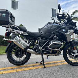 BMW GS 1250 