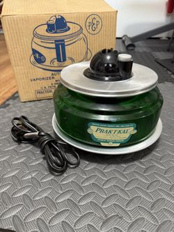 Vintage Prak-T-Kal Vaporizer Humidifier Bowl Green Glass Model No. 400, complete with box 
