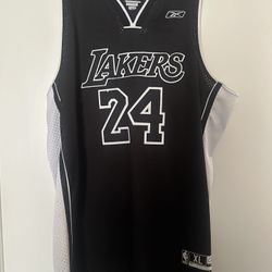 Kobe Bryant Jersey #24 Black And White XL
