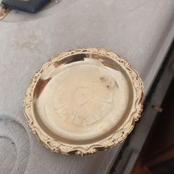 Vintage William Rogers Silver Plate Tray with Pierced Rim, 4170, Serving Tray (4507) $20 bucks pick up only 865 Ellsworth avenue right off of east Liv