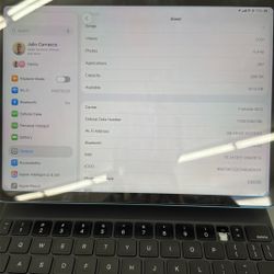 iPad Air 5th Generation 256gb, Cellular, Black
