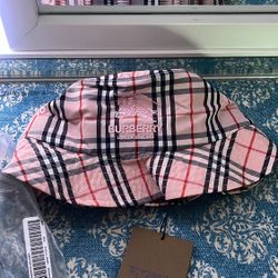 Burberry x Supreme bucket hat.