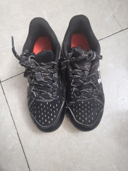 Under Armour Athletic Soccer Cleat