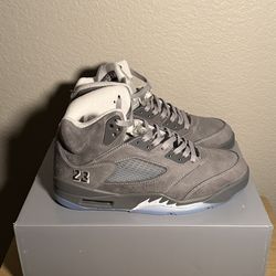 Size 10 grey wolves Nike Jordan 5