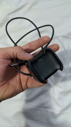 Fitbit Versa 2 charger