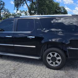 Cadillac Escalade 2010