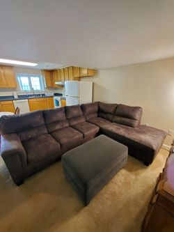 Sectional L shaped Couch. Barely Used, Great Condition
