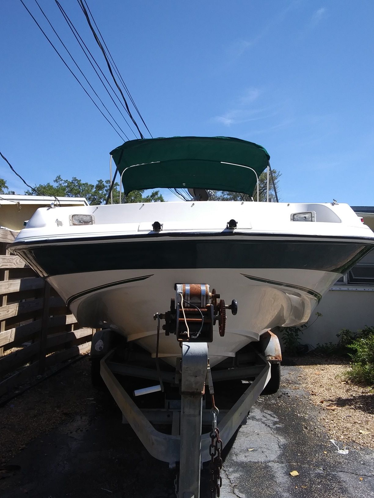 1997 Dynasty Regal 20 foot center console deck boat for Sale in Fort
