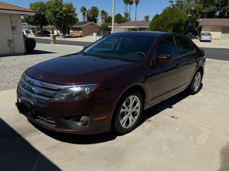 2012 ford fusion se