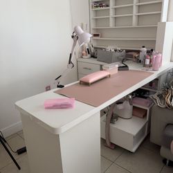 Nail Tech Desk 