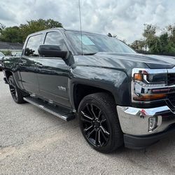 20 17   S I L V E R A D O 