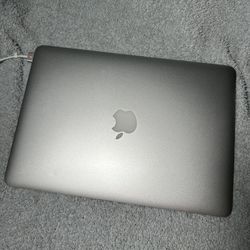 Silver MacBook Air 13.3” 