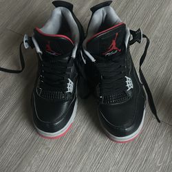 Jordan 4 Size 8.5 no sole