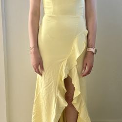 Beautiful Yellow Dress