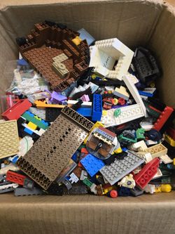 17lbs Of Lego Bulk With Minifigs