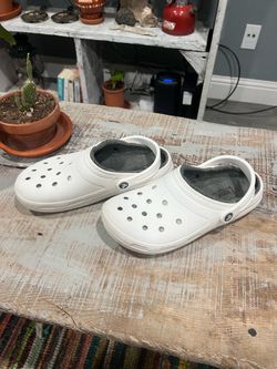 crocs mens size 9