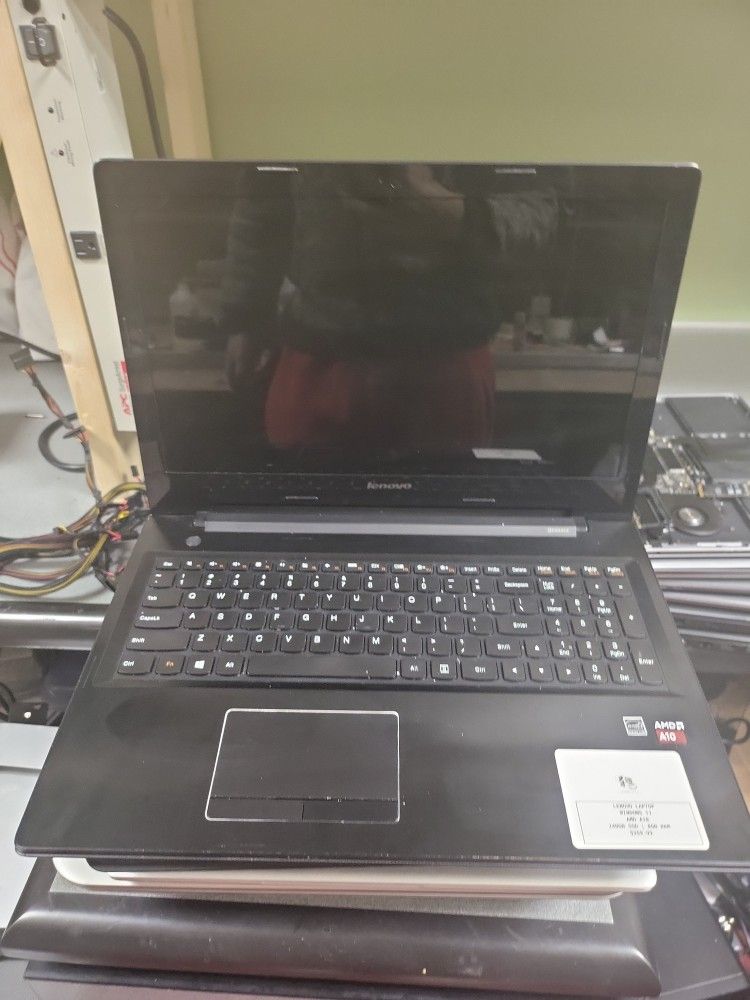 Lenovo Laptop W11 Pro 240 Ssd 8 Ram 15.5" inch