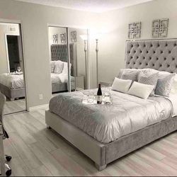 Airbnb Move Out sale! Mirror Bedroom QUEEN