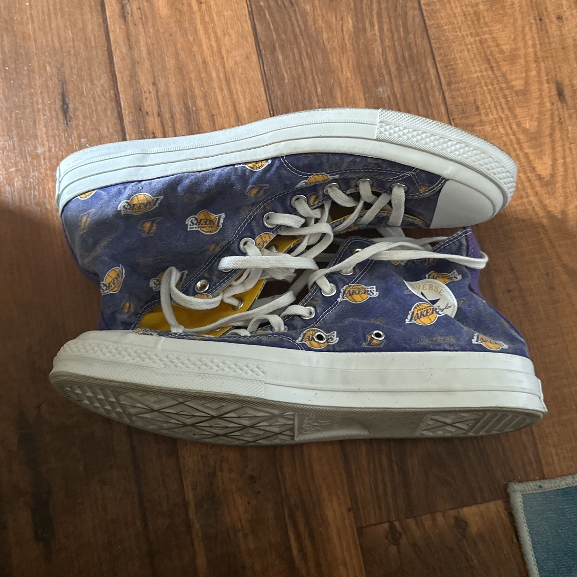 Los Angeles Lakers Converse Chambray High Top Sneakers