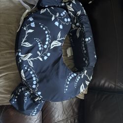 Free Breastfeeding Pillow