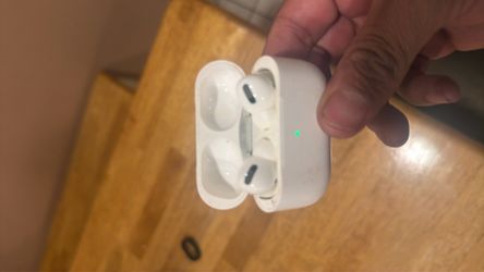 AirPods Pro