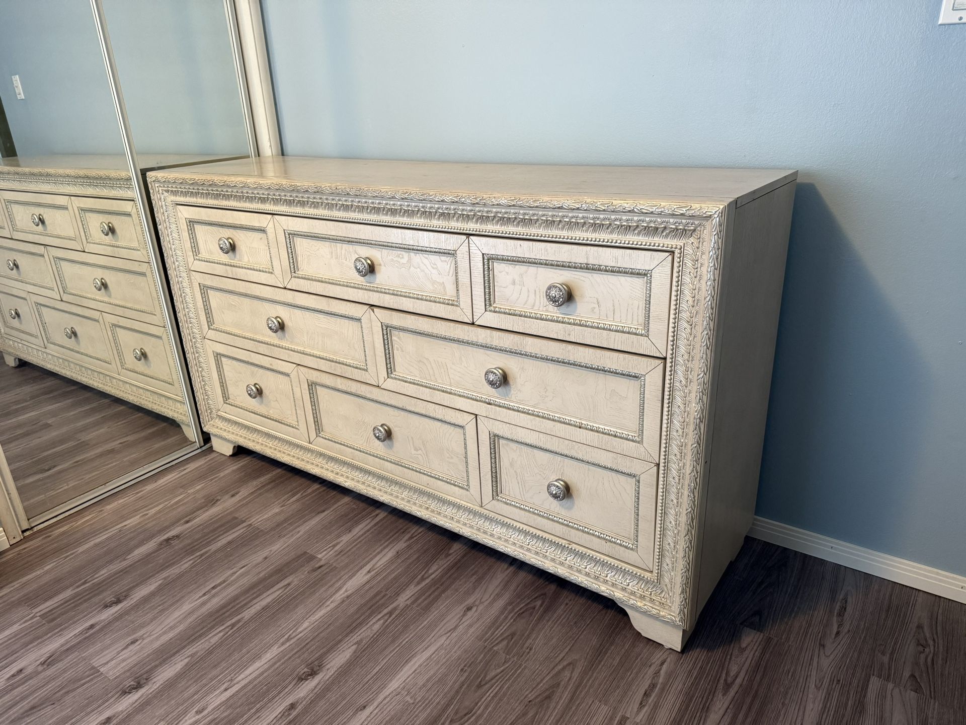 Elegant White Dresser & Nightstand Set