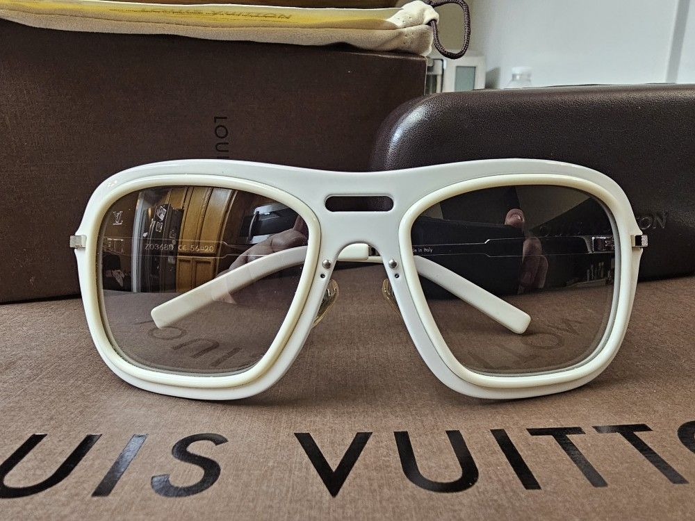 Louis Vuitton Impulsion Sunglasses (White)