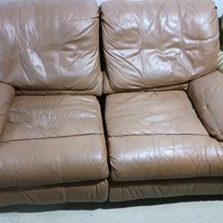 Vintage Leather Dual Recliner Loveseat 