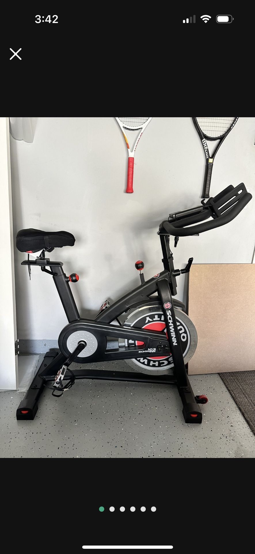 Schwinn IC3 indoor exercise bike