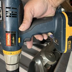 Box Of 3 Drills Not Working (Part’s Only)