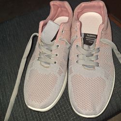 Womens Sneakers- New Size 11? Unsure