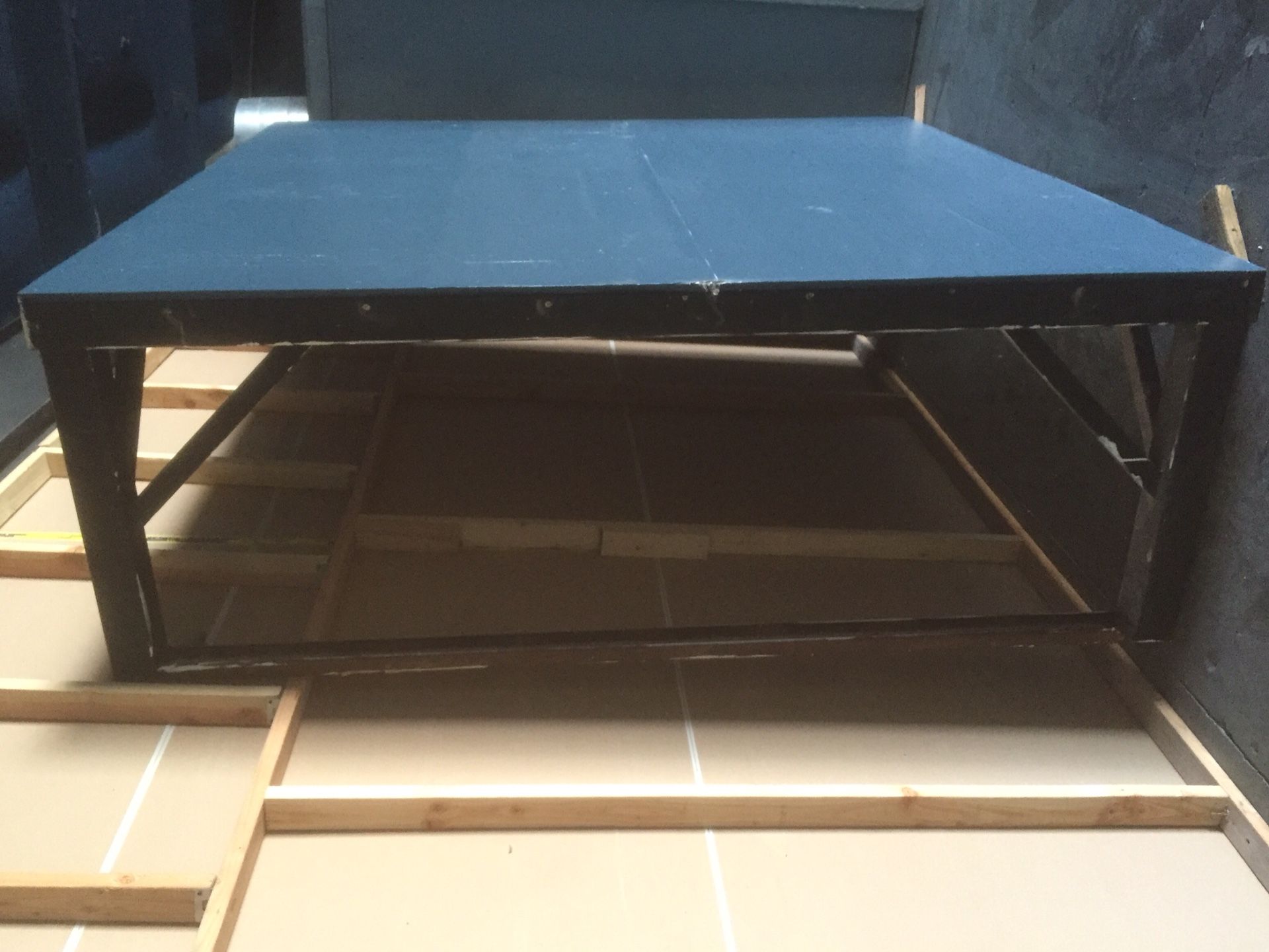 Band Stage 9x9 ft with Hand Rails Ok trade what u got big compressor w/ duel heads Ok let me no what u got ok thax