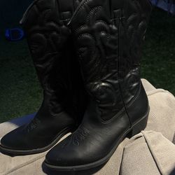 Black Cowgirl Boots 