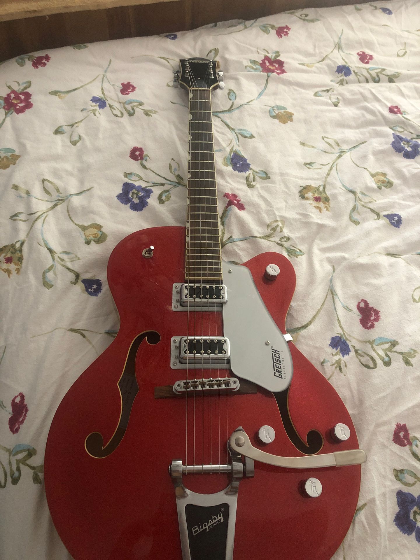 Gretsch Guitar G-5420T brand new only played about 10 times