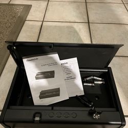 SENTRYSAFE XL EASY ACCESS SAFE - Light Use