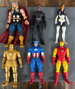 Marvel legends lot; Thor, Blade (DAW), Iron man (Secret Wars) Captain America (MVC), Madam Masque, and Iron man (Avengers #1 variant)