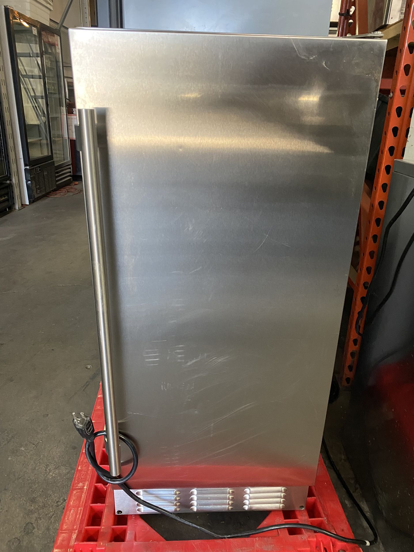 Household Ice Maker