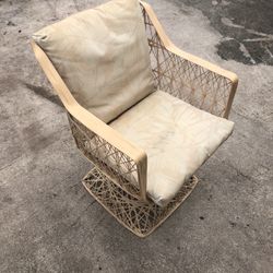 Russell Woodward Vintage fiberglassh chair 