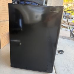Insignia Mini Fridge
