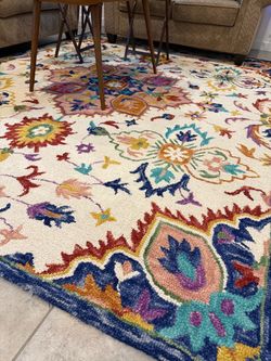 8x10 Persian Medallion Wool Rug