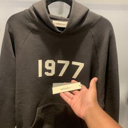 Essentials 1977 “Iron” hoodie 