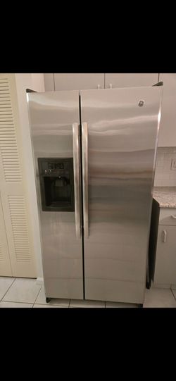 GE Side by side refrigerator?