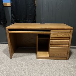 Hooker Oak wood Desk