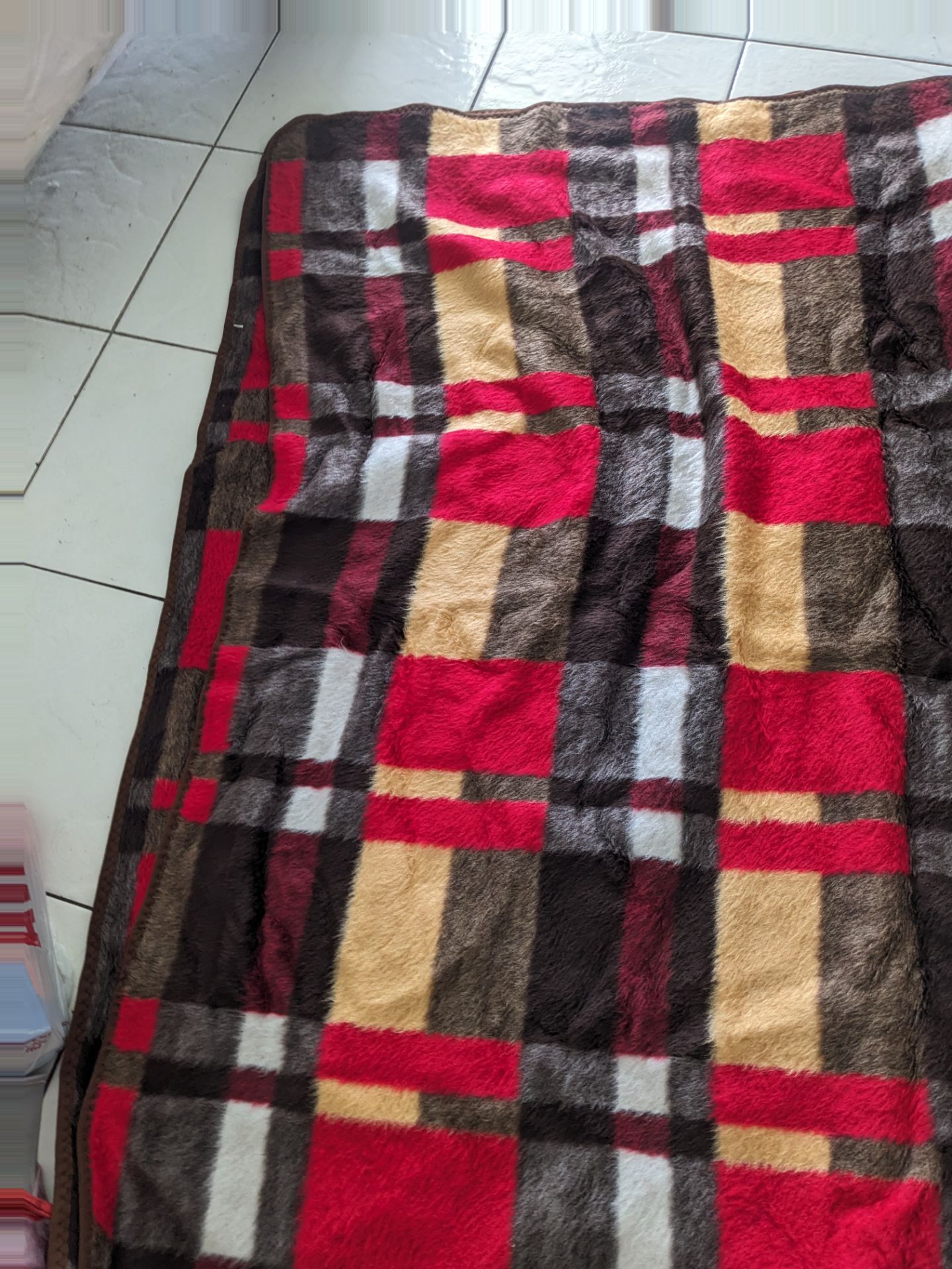 Throw blanket new 32 x64