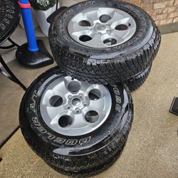 (5) Bridgestone Tires For JEEP WRANGLER