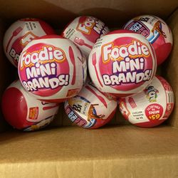 Foodie Surprise Mini Brands Zurus New