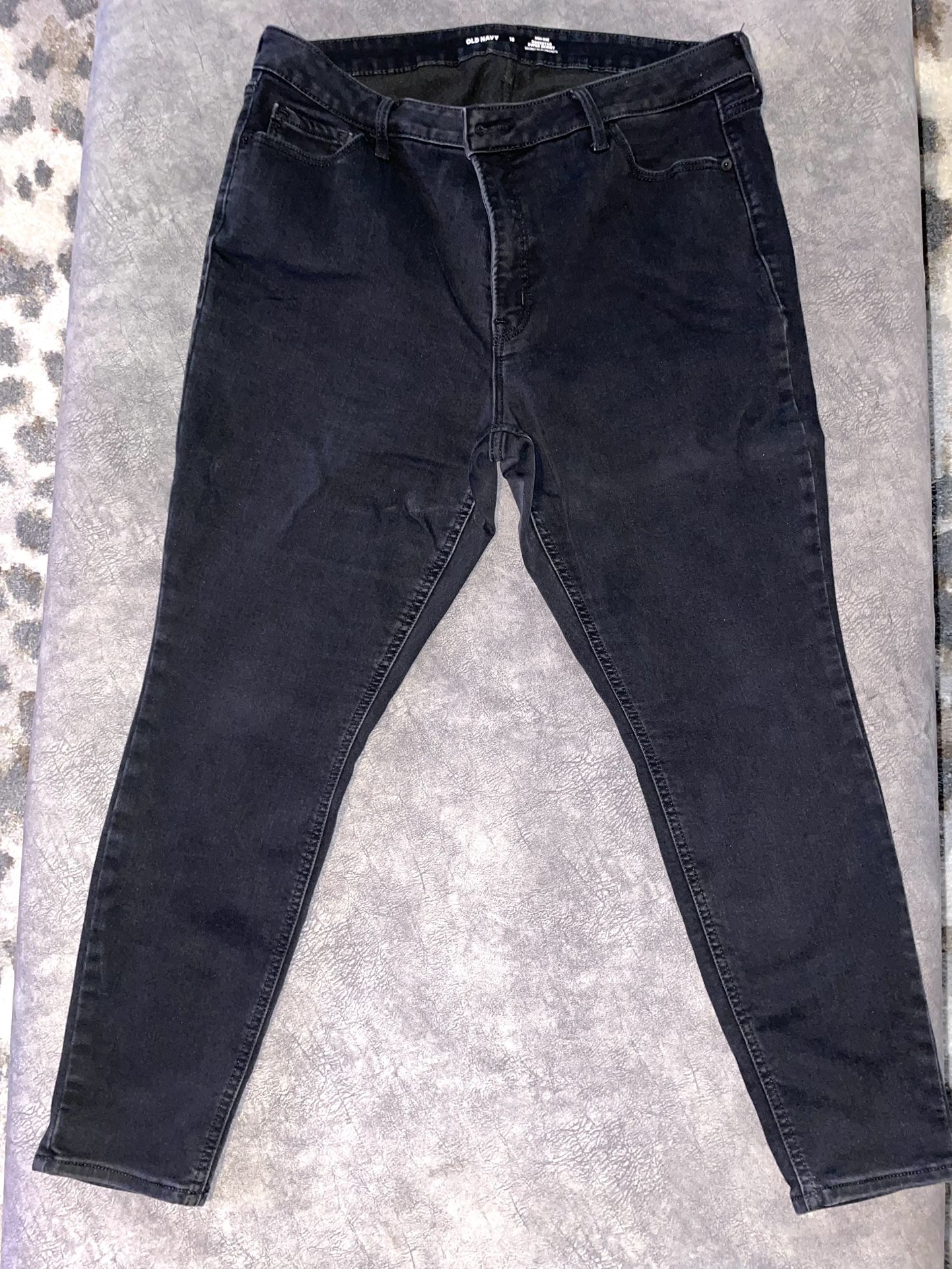 Old Navy Women's Black Skinny Jeans Size 18