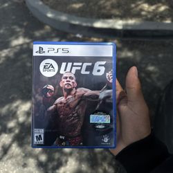 UFC 6 PS5 BRAND NEW