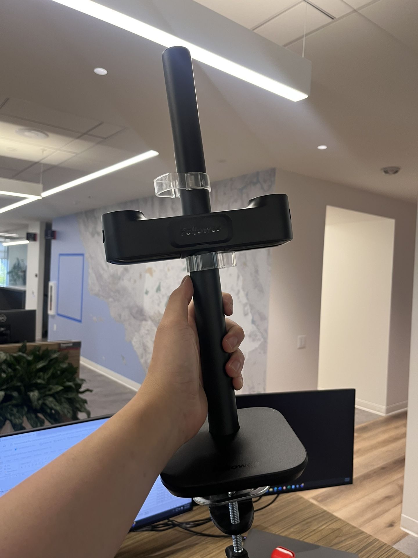 Dual Monitor Mount